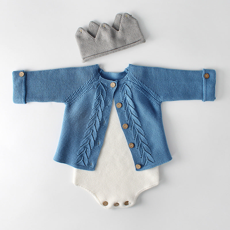 0 Baby knitted coat